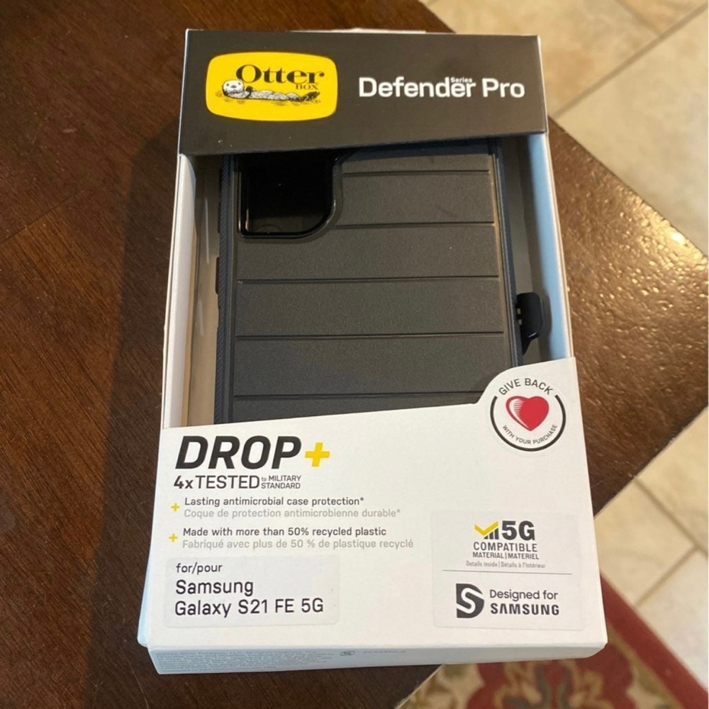 Samsung Galaxy S21 Otterbox Defender Pro